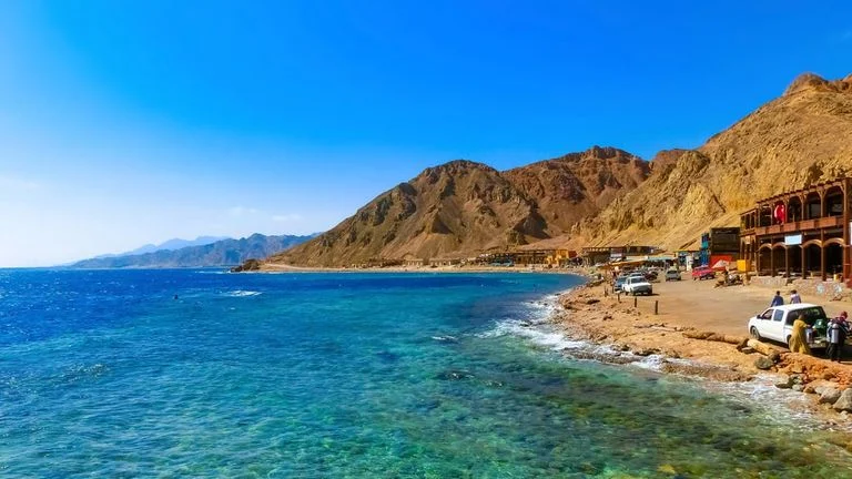 195-002658-summer-tourism-places-egypt-4